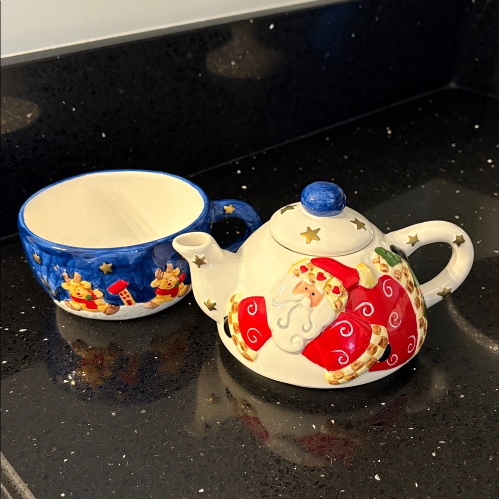 Sweet Teapot Tea for One Christmas Santa Reindeer Farmhouse Cottagecore - Picture 9 of 15